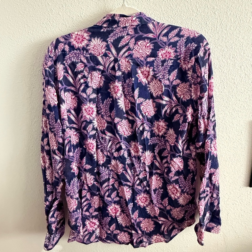 XiRENA Jesse Navy and Pink Floral Shirt - Medium - Picture 3 of 3